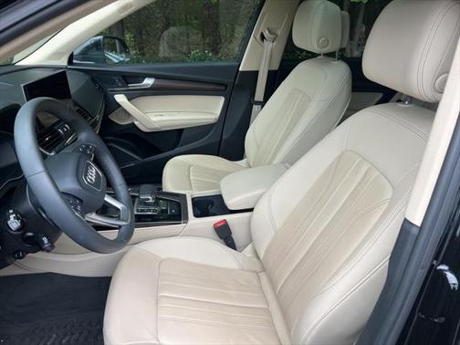 2023 Audi Q5 Premium Plus 40 TFSI quattro S tronic