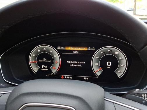 2022 Audi Q5 Premium Plus 45 TFSI S line quattro S tronic