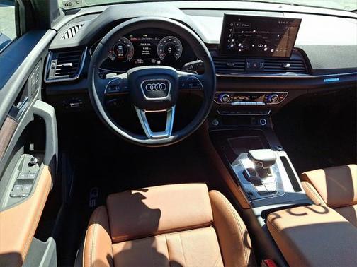 2025 Audi Q5 Premium Plus 45 TFSI S line quattro S tronic