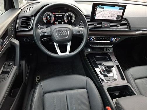 2022 Audi Q5 Premium Plus 45 TFSI S line quattro S tronic