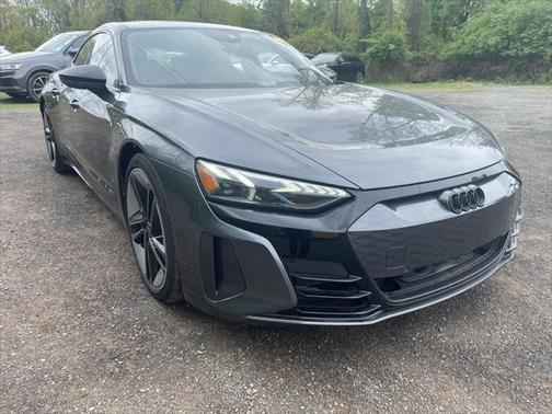 2024 Audi RS e-tron GT quattro