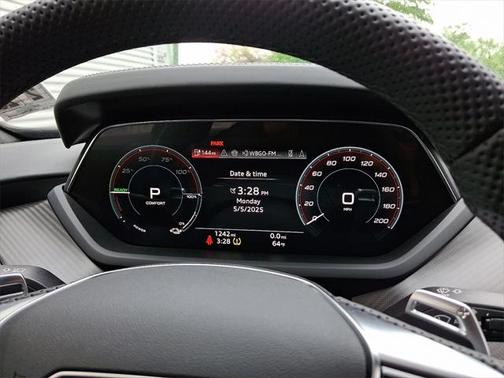 2024 Audi RS e-tron GT quattro