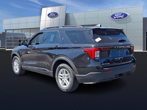 AGATE BLACK METALLIC 2026 Ford Explorer Active