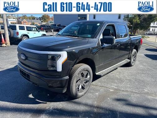 2025 Ford F-150 Lightning Flash