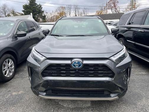 2024 Toyota RAV4 Hybrid SE