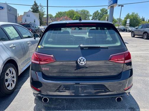 2019 Volkswagen Golf GTI 2.0T S 4-Door