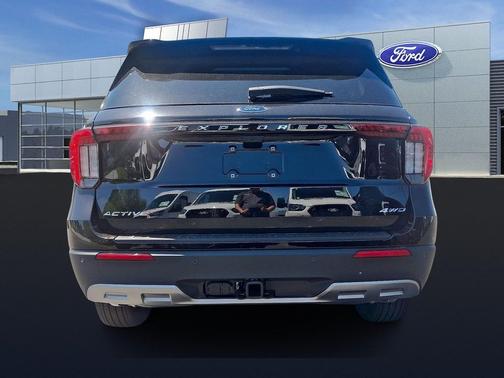 Agate Black Metallic 2026 Ford Explorer Active