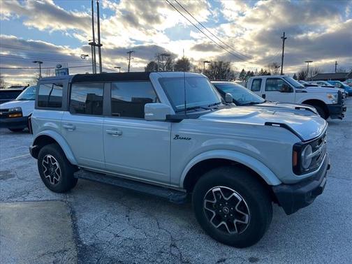 2023 Ford Bronco Outer Banks