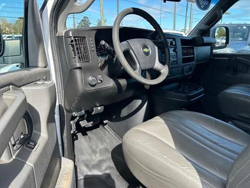 2020 Chevrolet Express 2500 RWD 2500 Regular Wheelbase WT