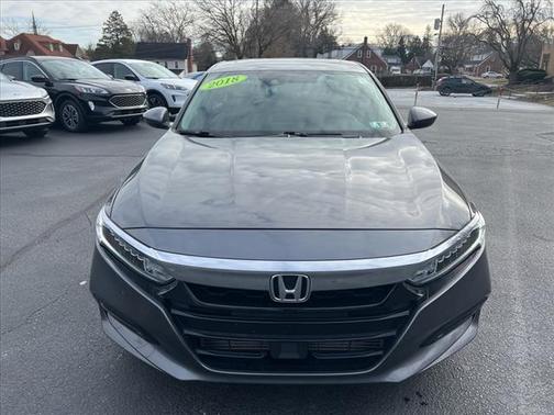 Photo 3 of 29 of 2018 Honda Accord EX