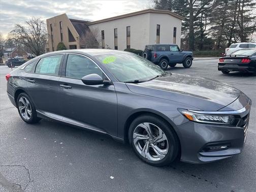 Photo 4 of 29 of 2018 Honda Accord EX