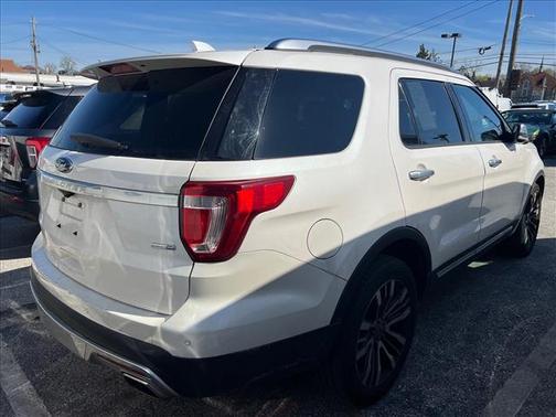WHITE PLATINUM MET TRI-COAT 2017 Ford Explorer Platinum