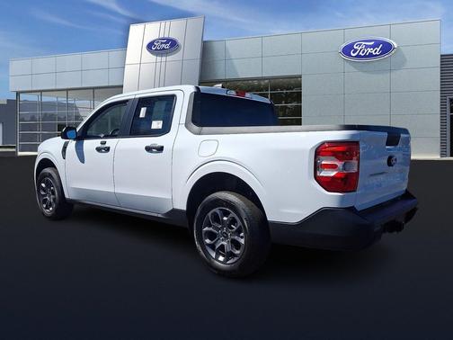OXFORD WHITE 2026 Ford Maverick XLT