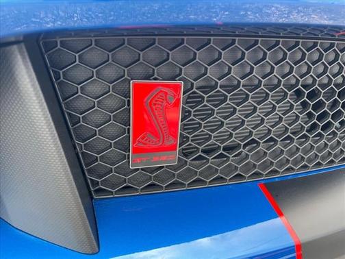 2017 Ford Shelby GT350R Base