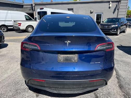 Deep Blue Metallic 2023 Tesla Model Y Long Range Dual Motor All-Wheel Drive