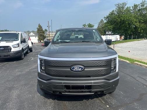 2025 Ford F-150 Lightning Flash