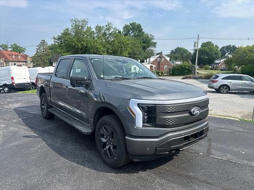 2025 Ford F-150 Lightning Flash