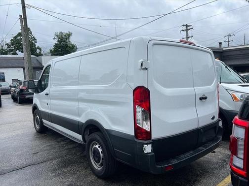 2022 Ford Transit-150 Base