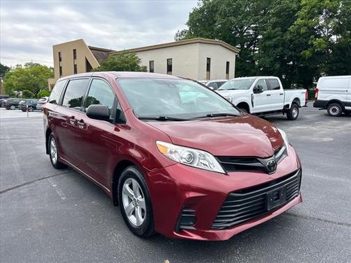 2018 Toyota Sienna SE