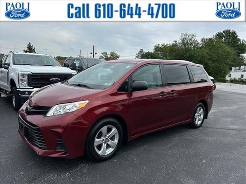 2018 Toyota Sienna SE