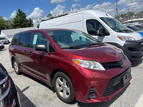2018 Toyota Sienna SE