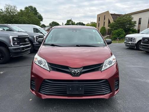 2018 Toyota Sienna SE