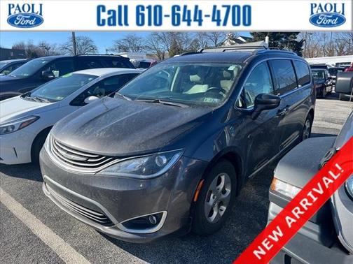 2018 Chrysler Pacifica Hybrid Touring L