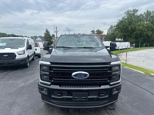 2025 Ford F-250 Platinum