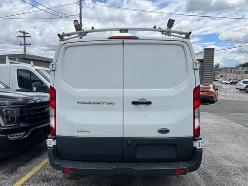 2017 Ford Transit-250 Base