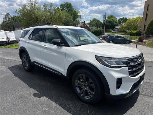 2025 Ford Explorer Active