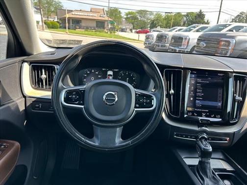 2018 Volvo XC60 T5 Inscription