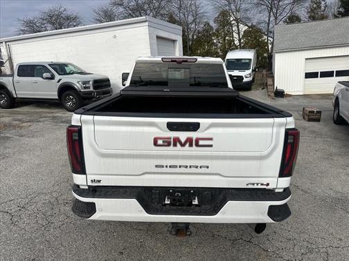 2024 GMC Sierra 2500 AT4