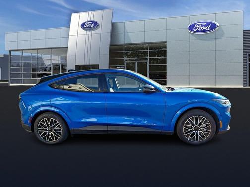 VELOCITY BLUE METALLIC 2025 Ford Mustang Mach-E Premium