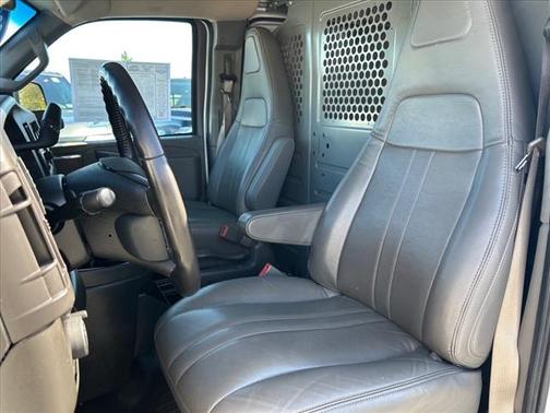 2022 GMC Savana 2500 Work Van