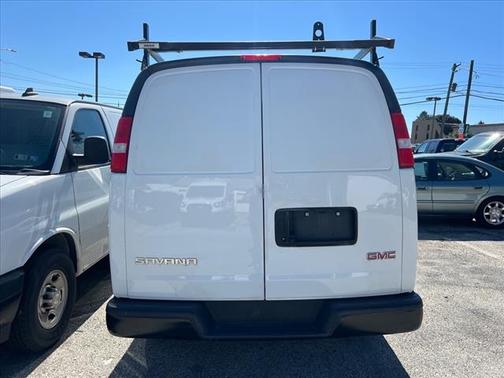 2022 GMC Savana 2500 Work Van
