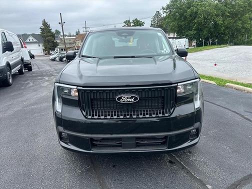 2025 Ford Maverick Lobo Standard