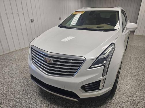 2017 Cadillac XT5 Platinum