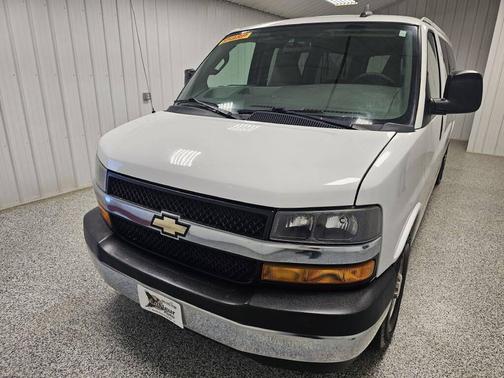 2018 Chevrolet Express 3500 LT