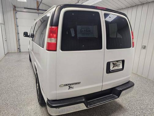 2018 Chevrolet Express 3500 LT