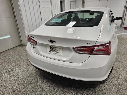 2023 Chevrolet Malibu 1LT