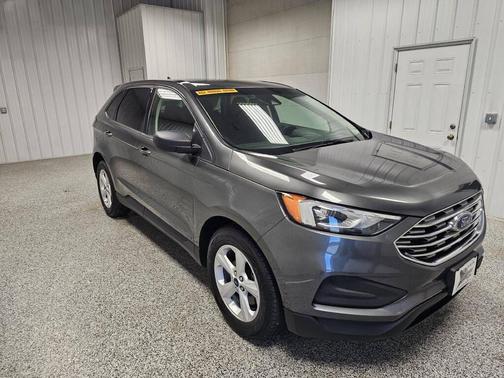 2020 Ford Edge SE