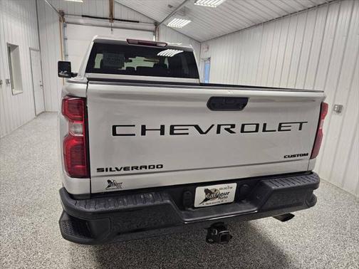 2023 Chevrolet Silverado 2500 Custom