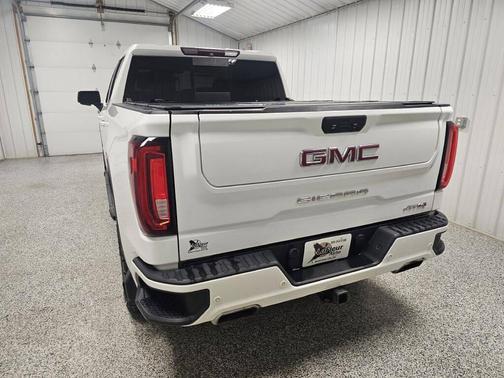 2019 GMC Sierra 1500 AT4