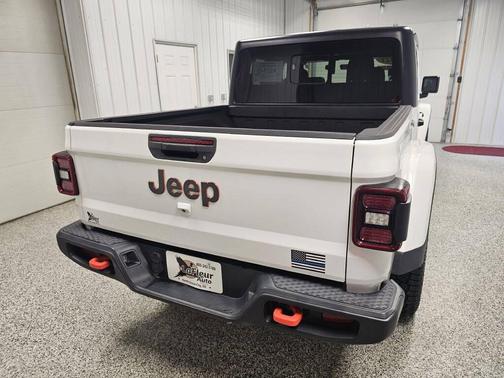 2021 Jeep Gladiator Mojave 4X4