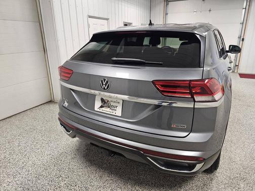 2022 Volkswagen Atlas Cross Sport 3.6L V6 SE w/Technology