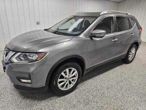 Gun Metallic 2017 Nissan Rogue SV