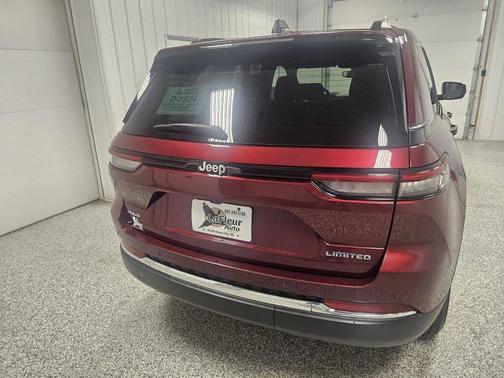 Velvet Red Pearlcoat 2024 Jeep Grand Cherokee Limited