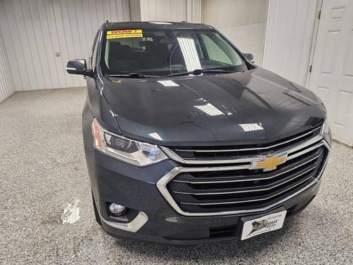 GRAY 2018 Chevrolet Traverse LT Cloth