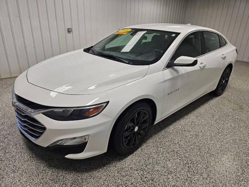 Summit White 2024 Chevrolet Malibu 1LT