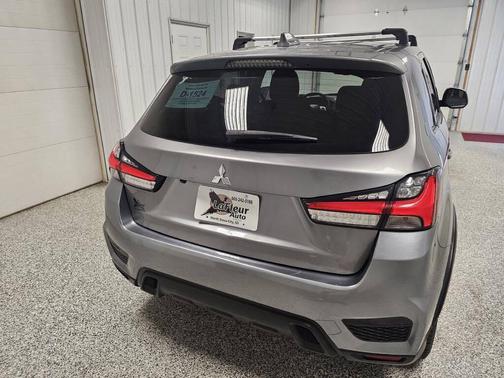 Mercury Gray Metallic 2021 Mitsubishi Outlander Sport 2.0 ES